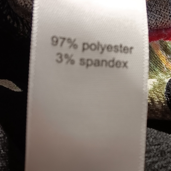 Maurices EUC Women's Open Jacket, Vanity Size 2 (20/22) Black, Pink Floral - Picture 6 of 8